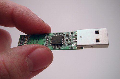 Сменный USB накопитель как жесткий диск в Windows