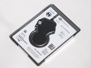Жесткий диск Seagate Mobile HDD ST2000LM007