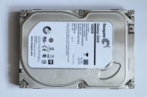 Гибридный HDD Seagate Desktop SSHD 1 Тб ST1000DX001