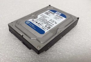 Жесткий диск Western Digital WD Blue 500 GB WD5000AAKX-75U6AA0